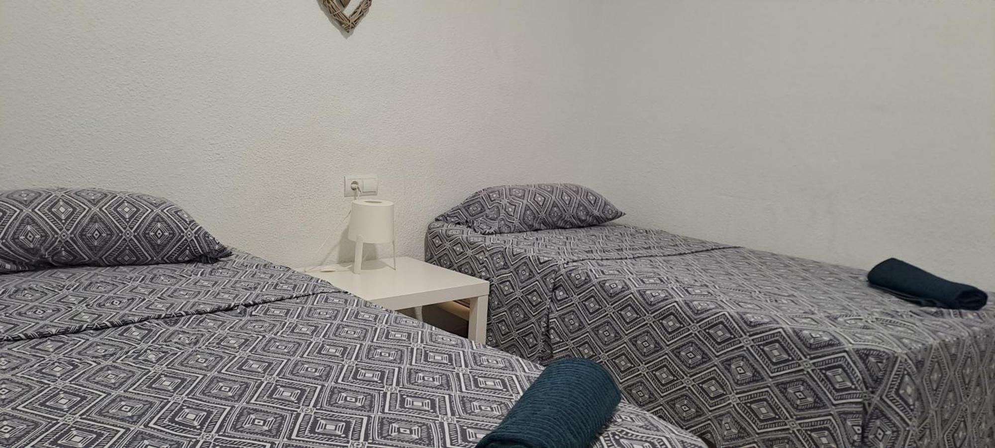 La Marina Hostel Alicante Kamer foto